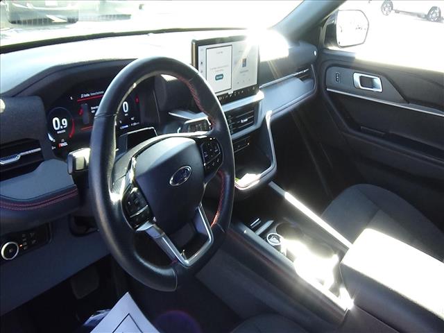 2025 Ford Explorer ST-Line:C7103