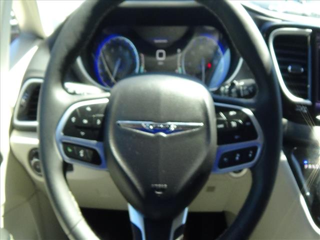2024 Chrysler Pacifica Touring L:C6854