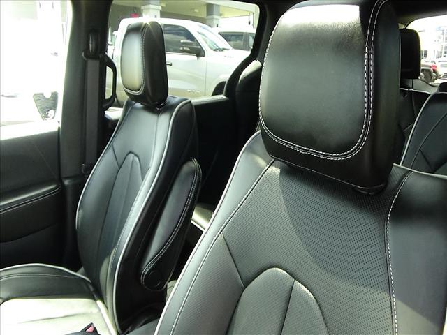 2026 Chrysler Pacifica Limited:C6985