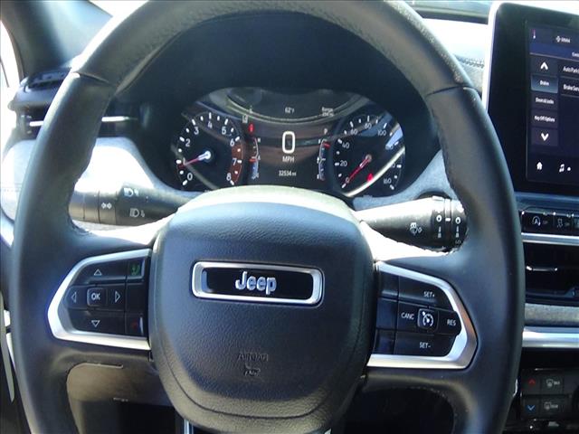 2025 Jeep Compass Latitude:C6923