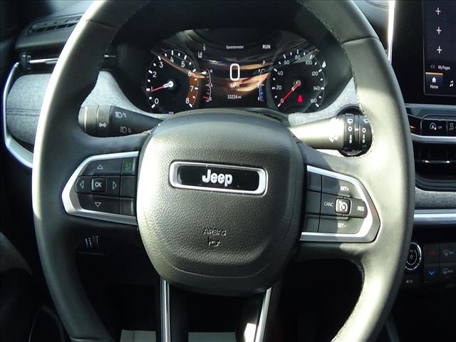 2025 Jeep Compass Latitude:C6869
