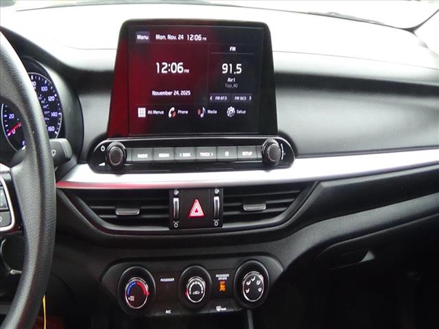 2024 Kia Forte LXS:C6640