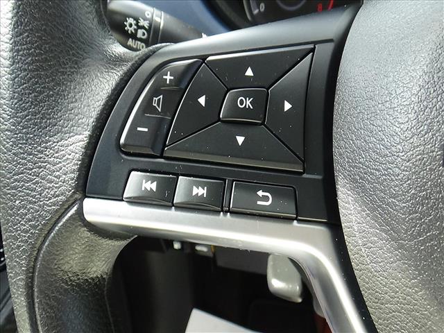 2025 Nissan Versa SV:C7031