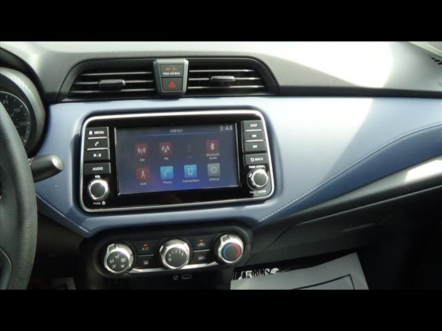 2023 Nissan Versa SV