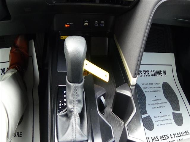 2025 Toyota Camry LE:C6887