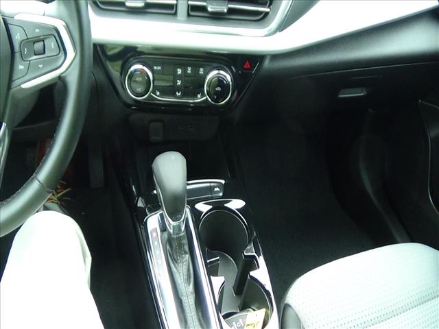 2025 Chevrolet Trax LT:C6806