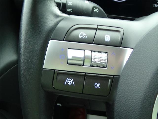 2025 Hyundai KONA SEL:C6741