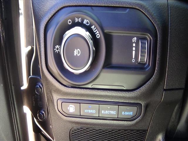 2023 Jeep Wrangler Sahara 4xe:C6929