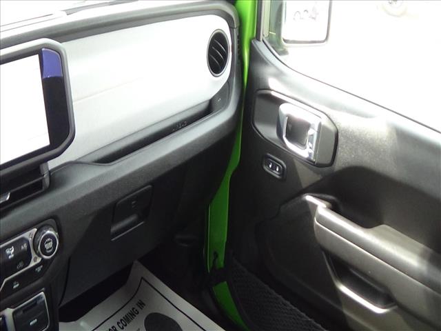 2025 Jeep Wrangler Sport:C6825