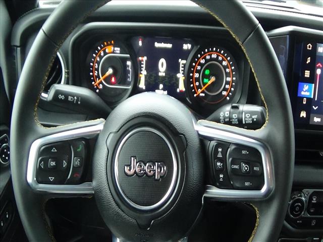 2024 Jeep Wrangler Sahara:C6752