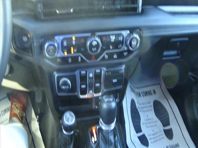 2025 Jeep Wrangler Sahara:C6731