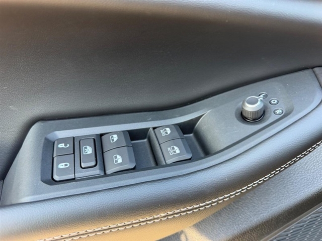 2027 Jeep Grand Cherokee L Altitude:27-030