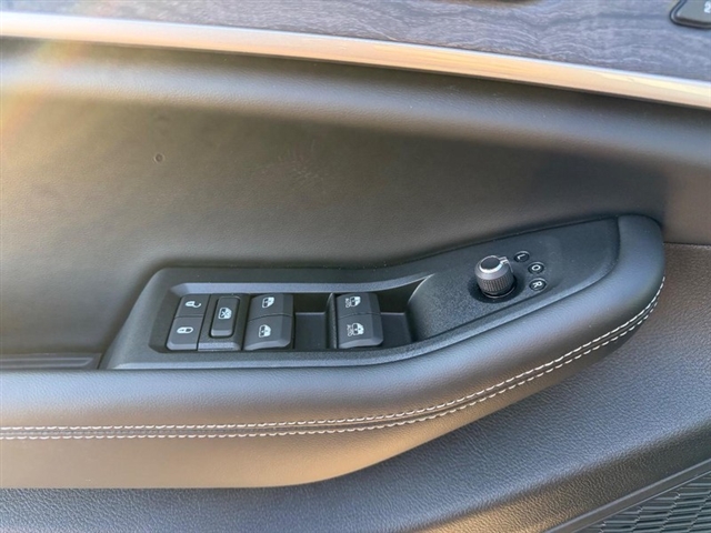 2025 Jeep Grand Cherokee L Limited:25-232