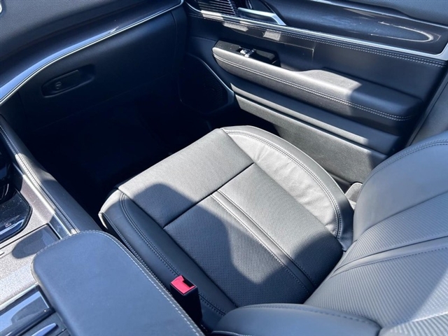 2024 Wagoneer Wagoneer Base