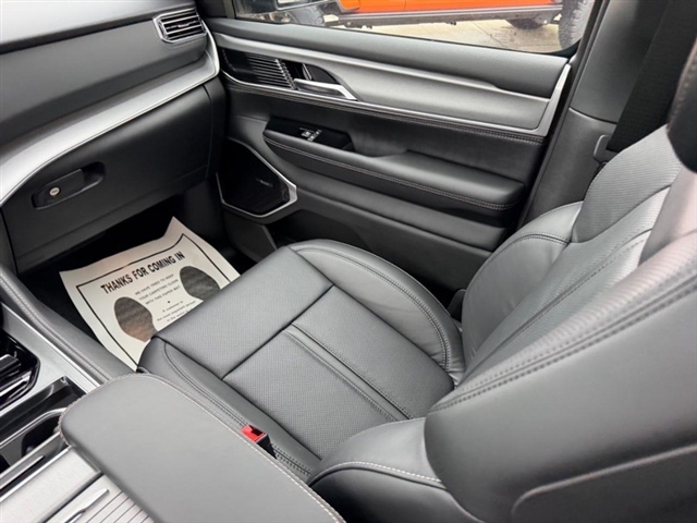 2026 Jeep Grand Wagoneer:26-088