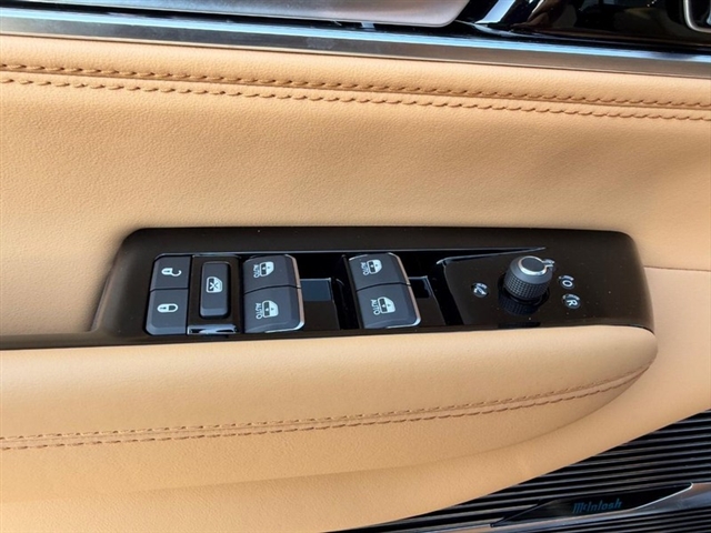 2026 Jeep Grand Wagoneer Summit Reserve:26-239