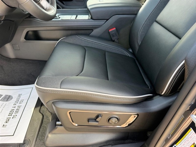 2027 RAM 1500 Limited:27-037