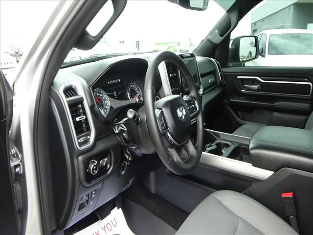 2025 RAM 1500 Big Horn:C7066