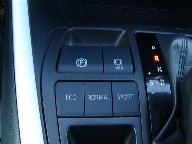 2024 Toyota RAV4 LE:C6807