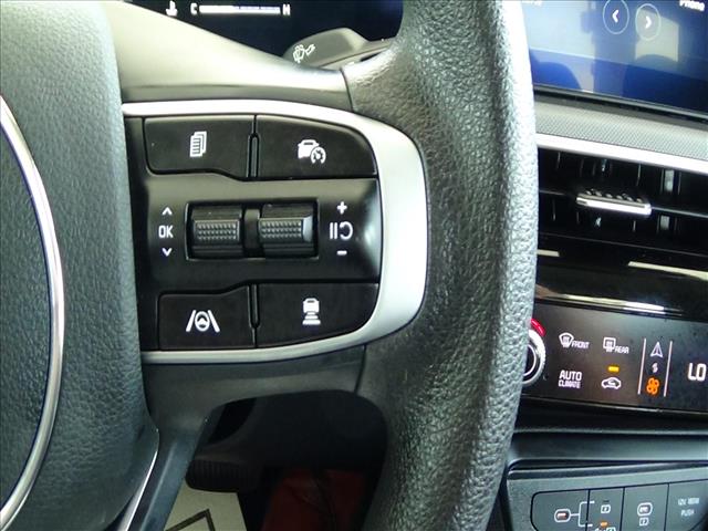 2025 Kia K5 LXS:C6880