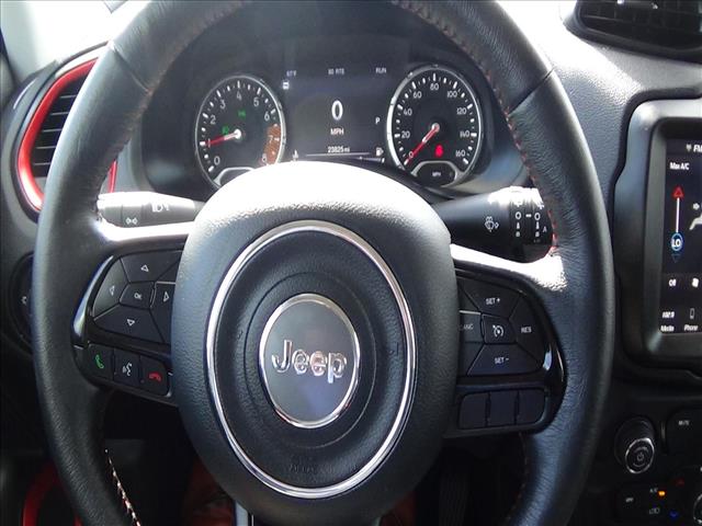 2022 Jeep Renegade Trailhawk:25-222A