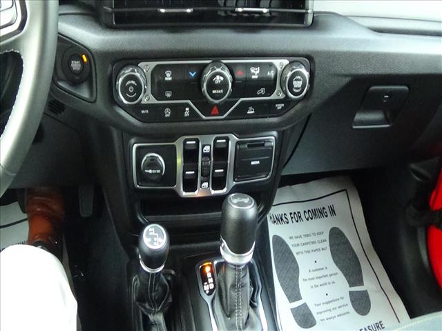 2025 Jeep Wrangler Sport S:C6830