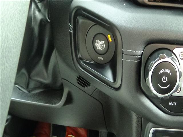 2024 Jeep Wrangler Sahara:C6747