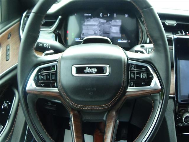 2025 Jeep Grand Cherokee L Summit:C6769