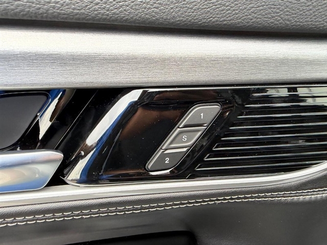 2026 Jeep Grand Wagoneer Upland:26-218