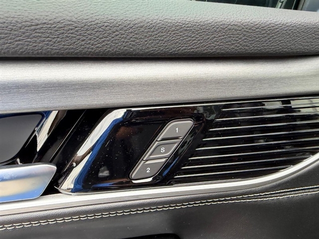 2026 Jeep Grand Wagoneer Upland:26-211