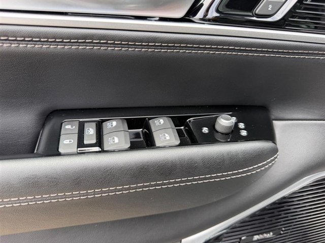 2026 Jeep Grand Wagoneer Limited Reserve:26-152
