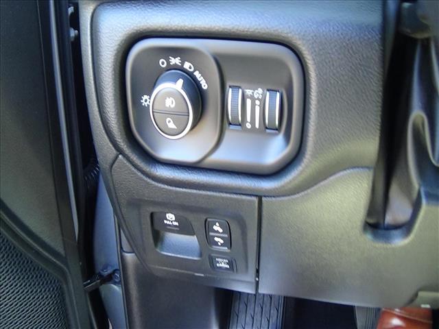 2025 RAM 1500 Big Horn:C6993