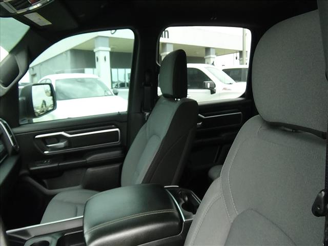 2025 RAM 1500 Big Horn:C7066