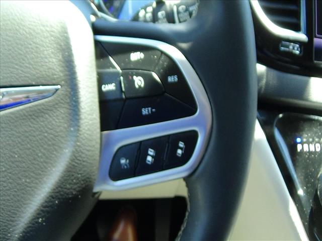 2024 Chrysler Pacifica Touring L:C6854