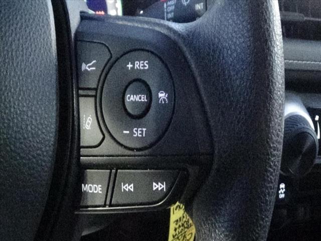 2025 Toyota RAV4 LE:C6722