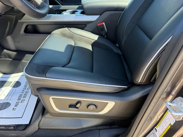 2026 RAM 1500 Laramie:26-160
