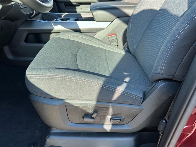 Photo of 2024 RAM 2500 Big Horn in Cape Girardeau, MO - 22,  2024 RAM 2500 Big Horn:C6531