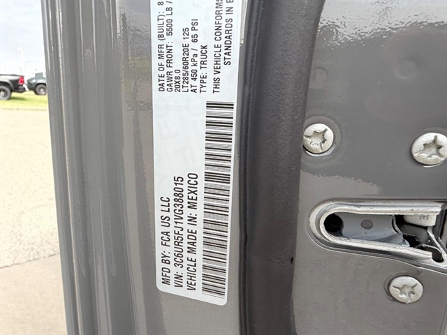 2027 RAM 2500 Laramie:27-029