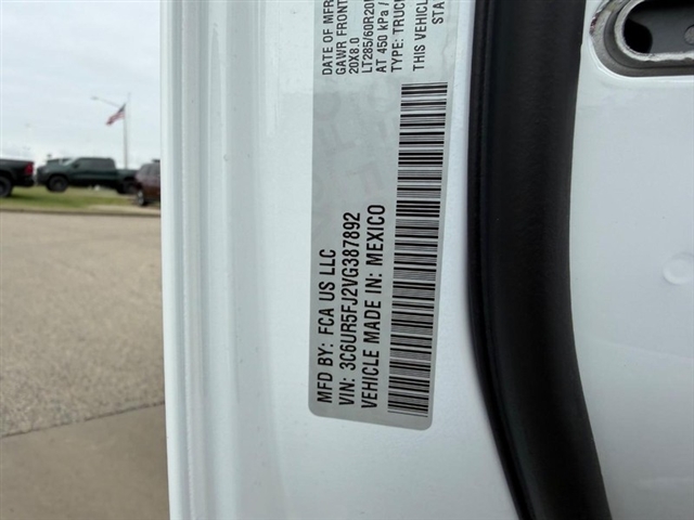 2027 RAM 2500 Laramie:27-013