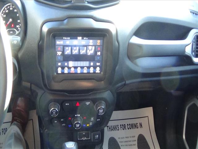 2018 Jeep Renegade Latitude:C6631C