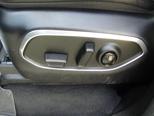 2024 Jeep Wagoneer Base:C6877