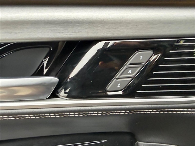 2026 Jeep Grand Wagoneer:26-076