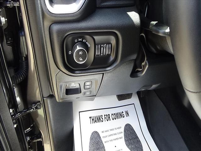 2025 RAM 1500 Big Horn:C7013