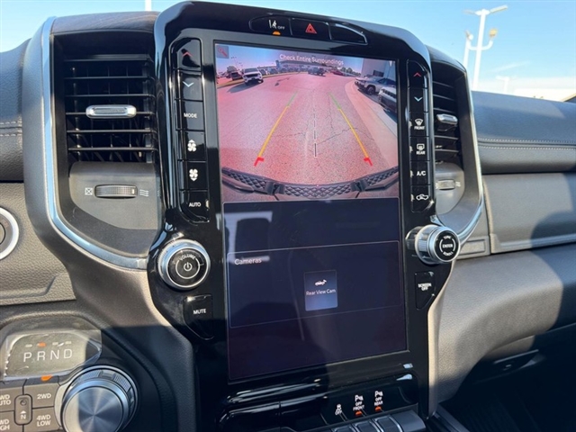 2027 RAM 1500 Laramie:27-021