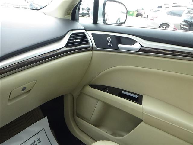 2014 Ford Fusion SE:C6984A