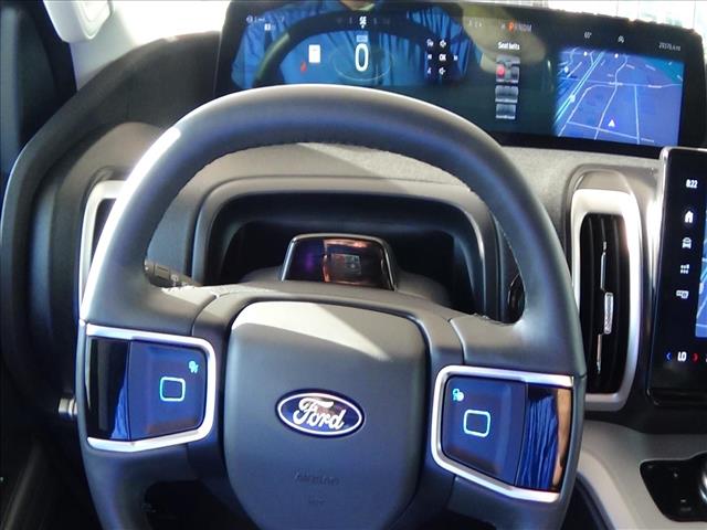 2025 Ford Expedition Active:C6888