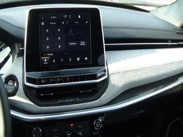 2025 Jeep Compass Latitude:C6869