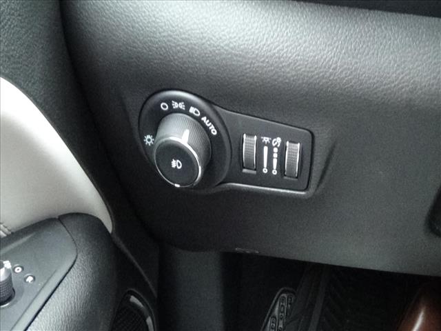 2025 Jeep Compass Limited:C6953
