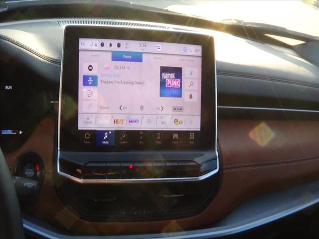 2025 Jeep Compass Limited:C6701