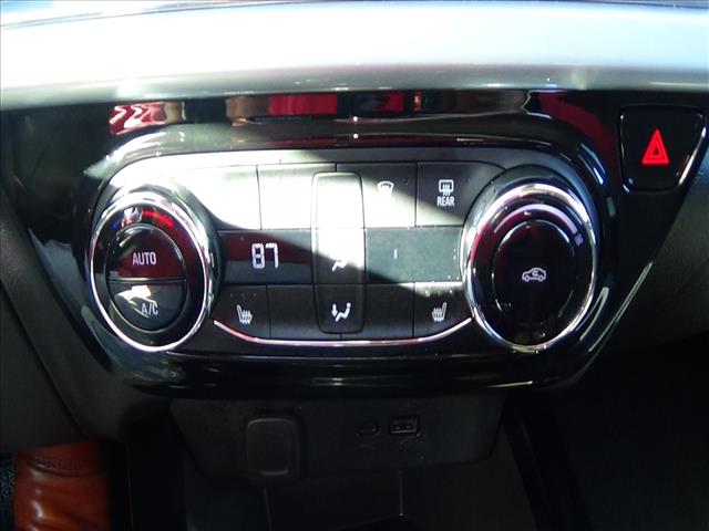 2025 Chevrolet Trax LT:C6821